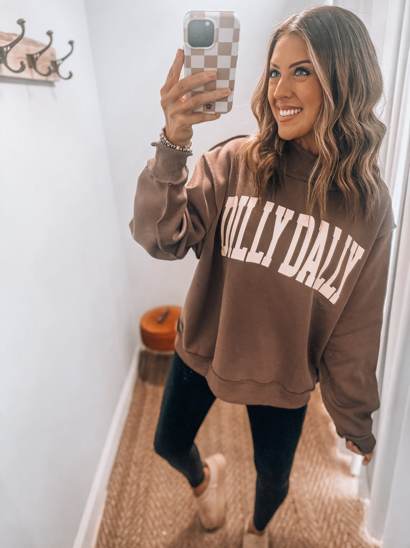 Dilly Dally Sweatshirt | Brown