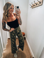 Camo Cropped Jeans